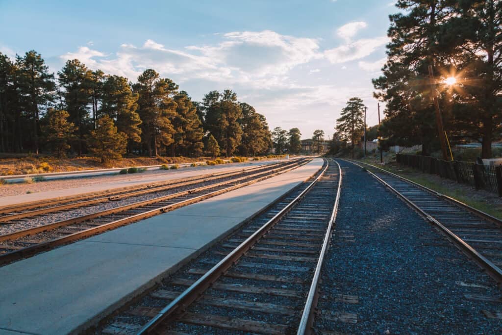 CN and Unifor Reach Tentative Agreements, Avoiding a Potential Strike