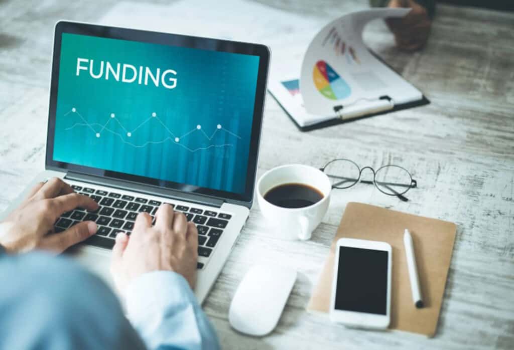 Southern Ontario Businesses Facing Trade Challenges Can Now Apply for Funding - Universal Logistics Trade Alerts - August 28, 2025