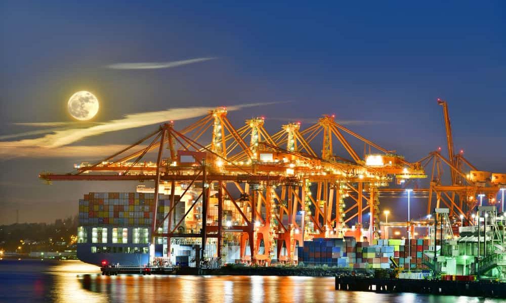container-port-terminal-vancouver-bc-canada-twilighttime