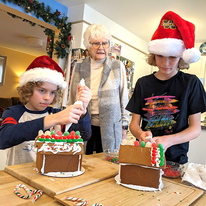 Christmas 2023 - Gingerbread - Spencer Leis & Paddy Splinter