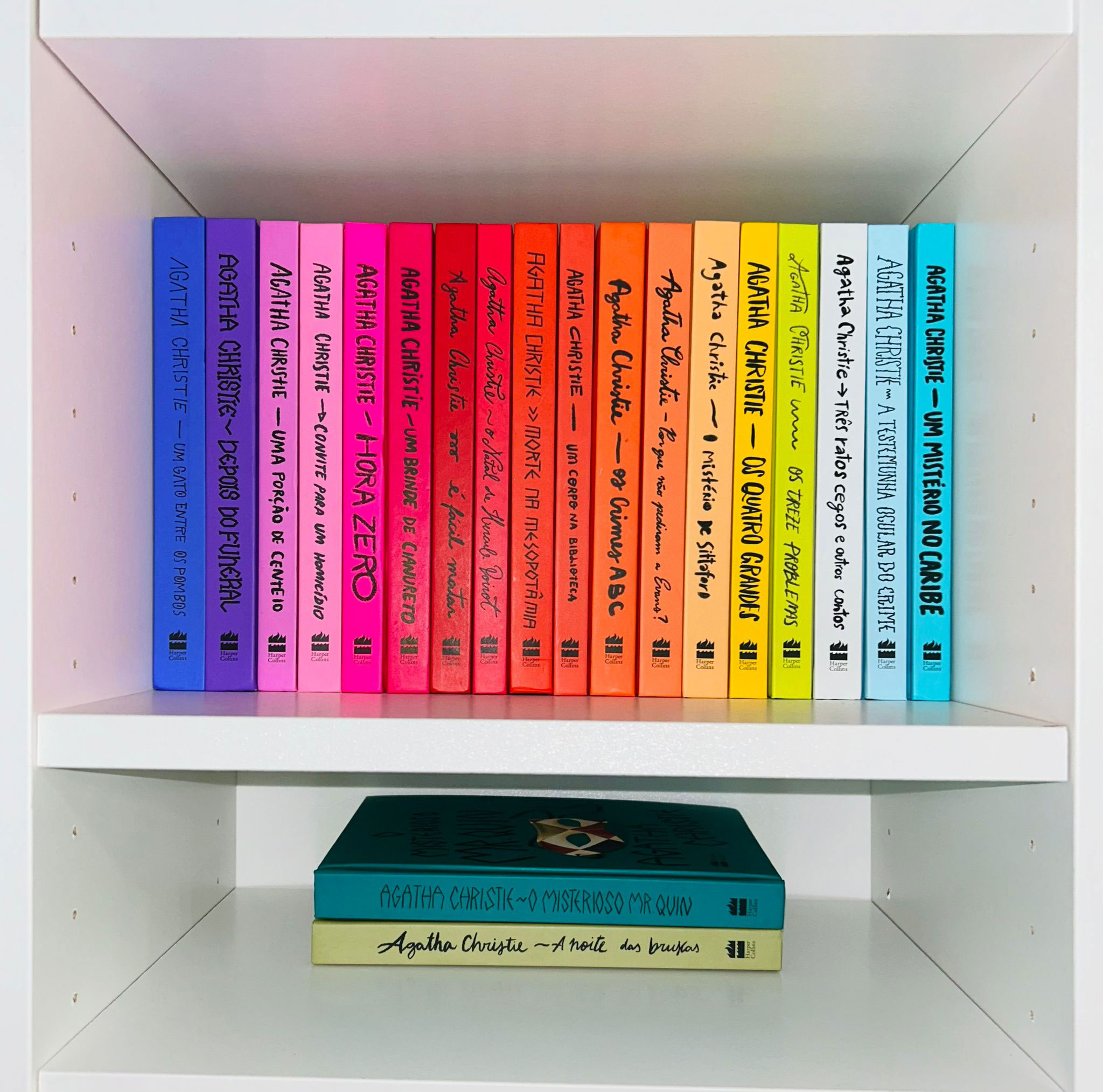 Harper Collins Brazil - Agatha Christie Book Collection - Book Buzz - Universal Logistics Universal & YOU Internal Newsletter