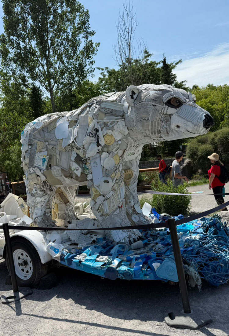 Toronto Zoo - Universal Logistics Universal & YOU Internal Newsletter - July 2025