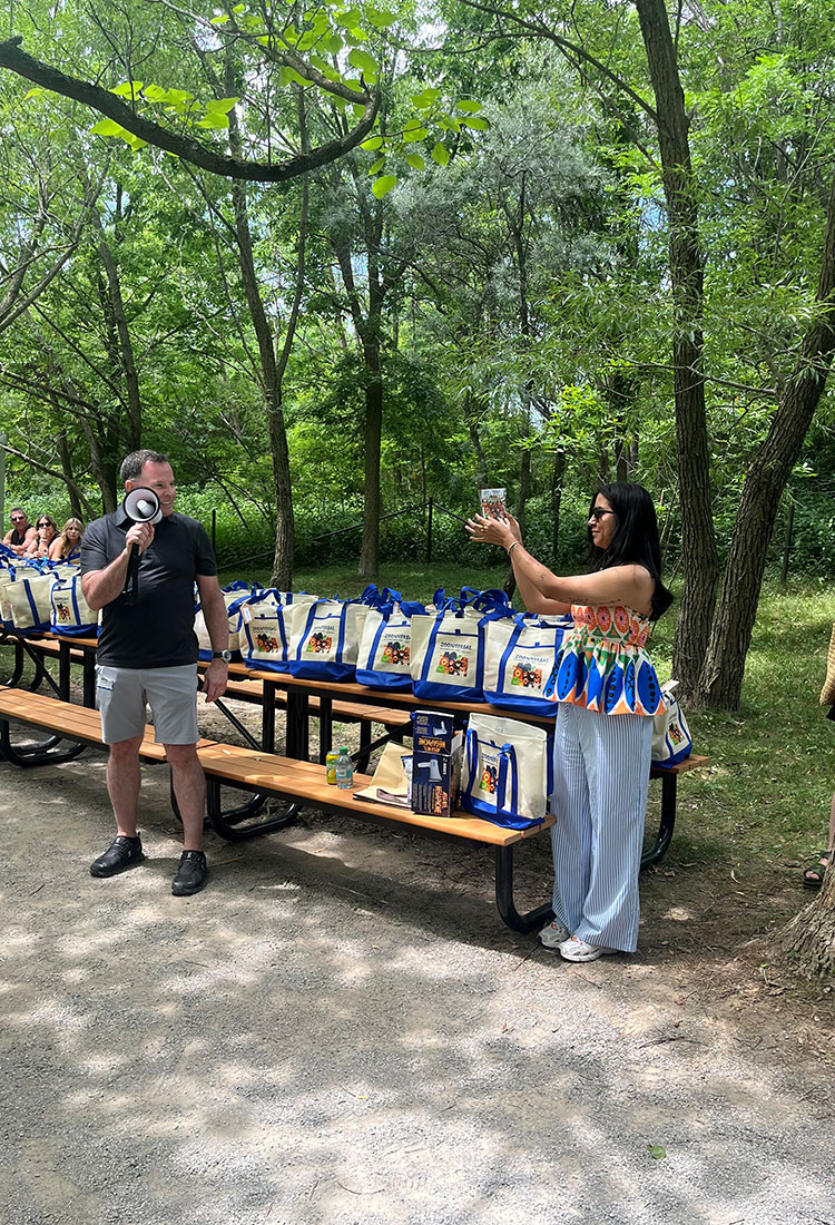 Zooniversal & You! - Universal Logistics Summer Family Event