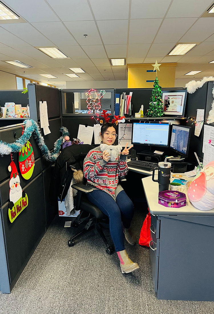 Ugly Christmas Sweater & Decorate your Cubicle Contest - Universal Logistics Universal & YOU Internal Newsletter - January 2026