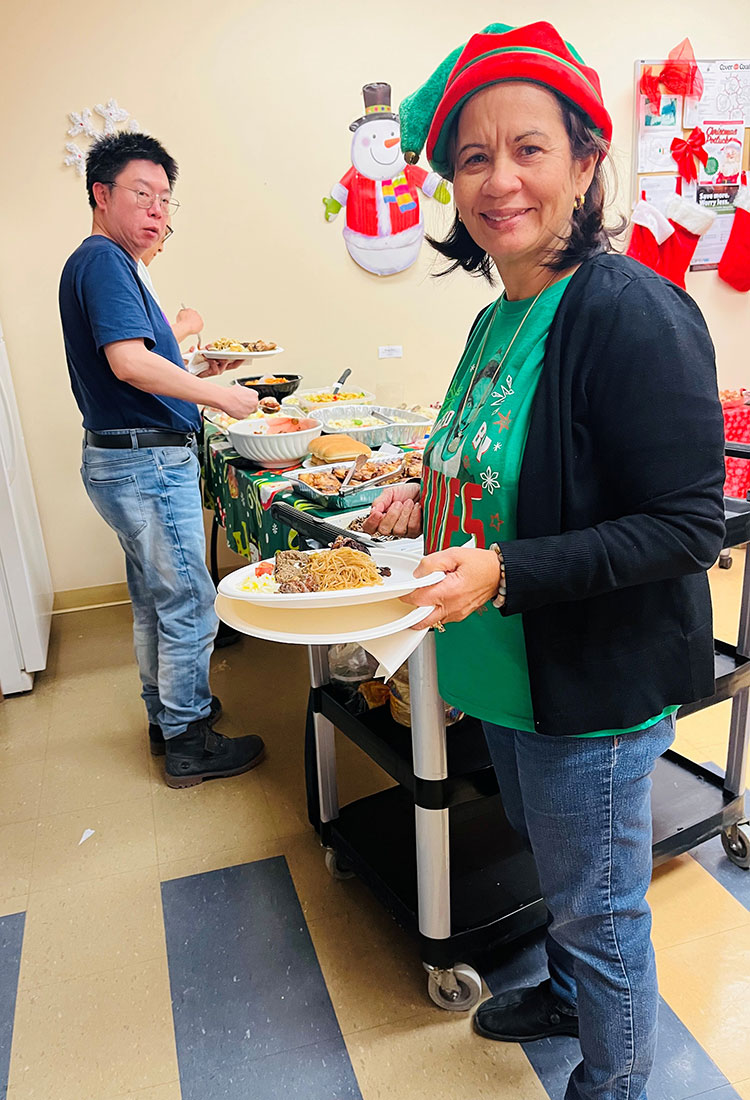 Head Office Potluck - Universal Logistics Universal & YOU Internal Newsletter - January 2026