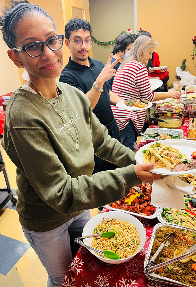 Head Office Potluck - Universal Logistics Universal & YOU Internal Newsletter - January 2026