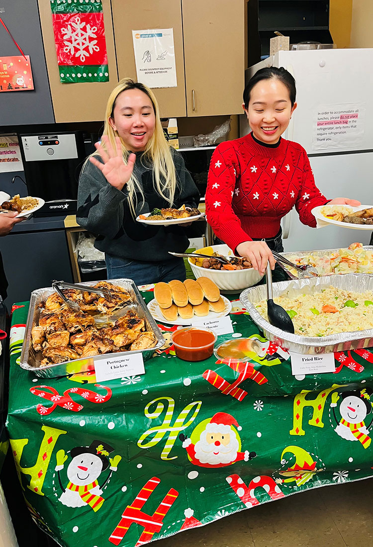 Head Office Potluck - Universal Logistics Universal & YOU Internal Newsletter - January 2026