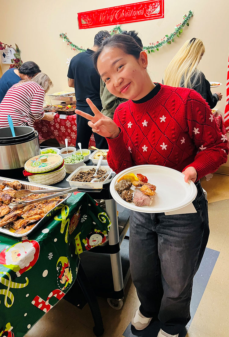 Head Office Potluck - Universal Logistics Universal & YOU Internal Newsletter - January 2026