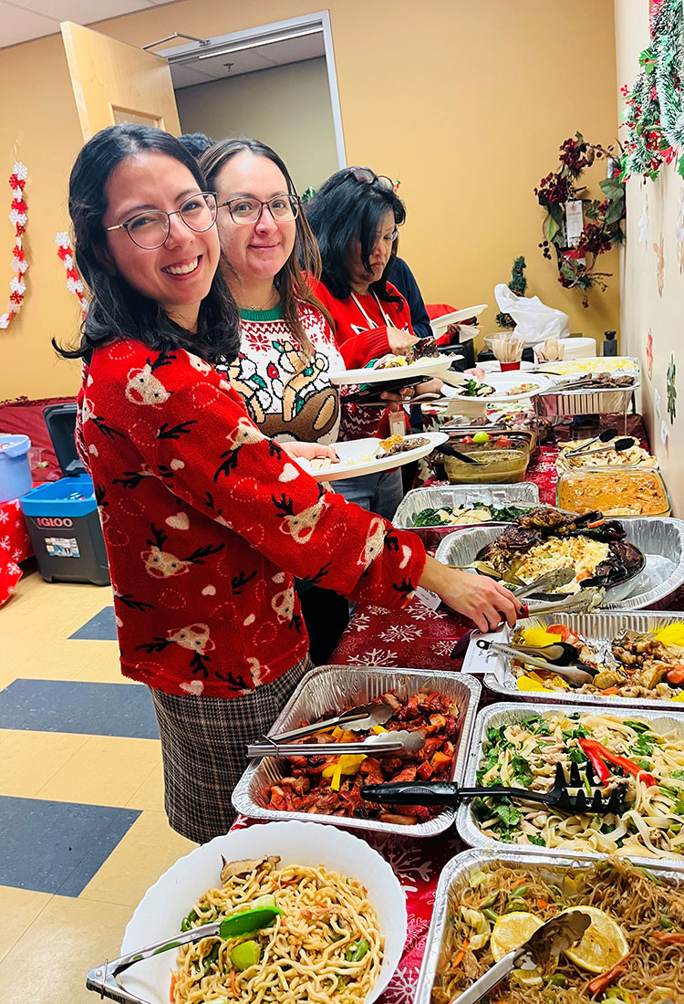 Head Office Potluck - Universal Logistics Universal & YOU Internal Newsletter - January 2026