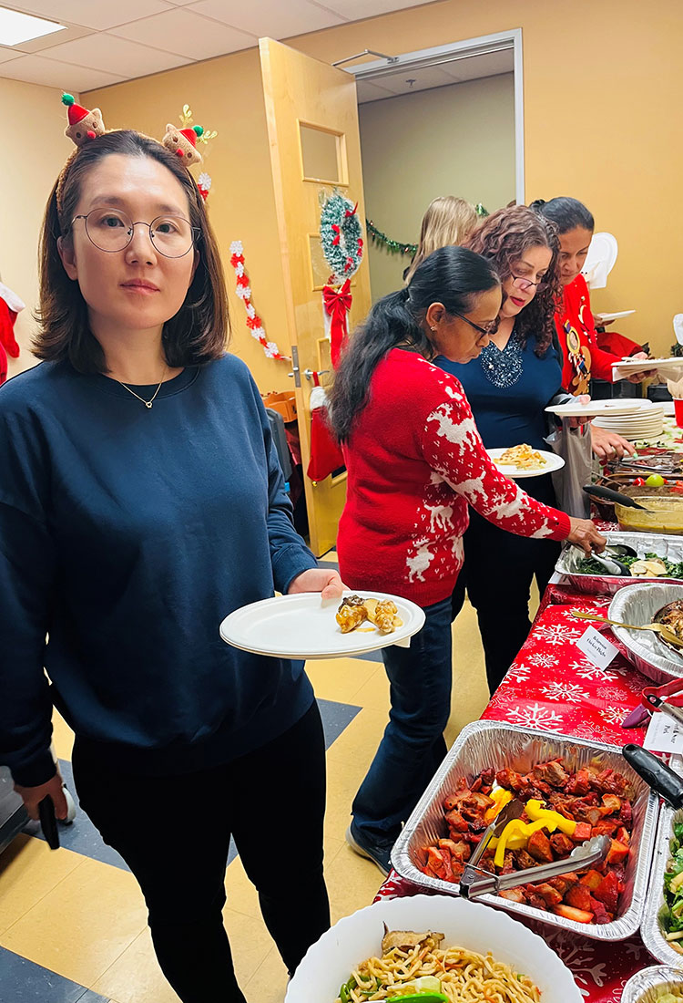 Head Office Potluck - Universal Logistics Universal & YOU Internal Newsletter - January 2026