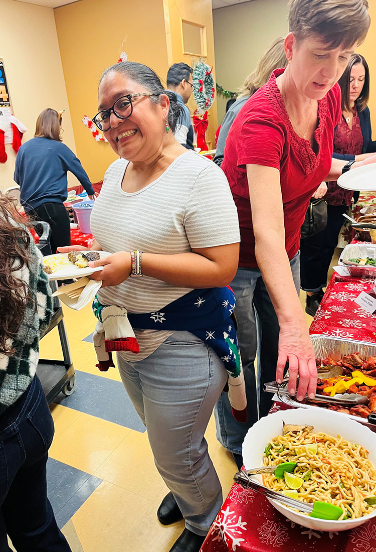 Head Office Potluck - Universal Logistics Universal & YOU Internal Newsletter - January 2026