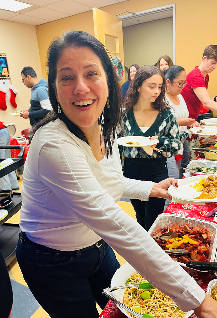 Head Office Potluck - Universal Logistics Universal & YOU Internal Newsletter - January 2026