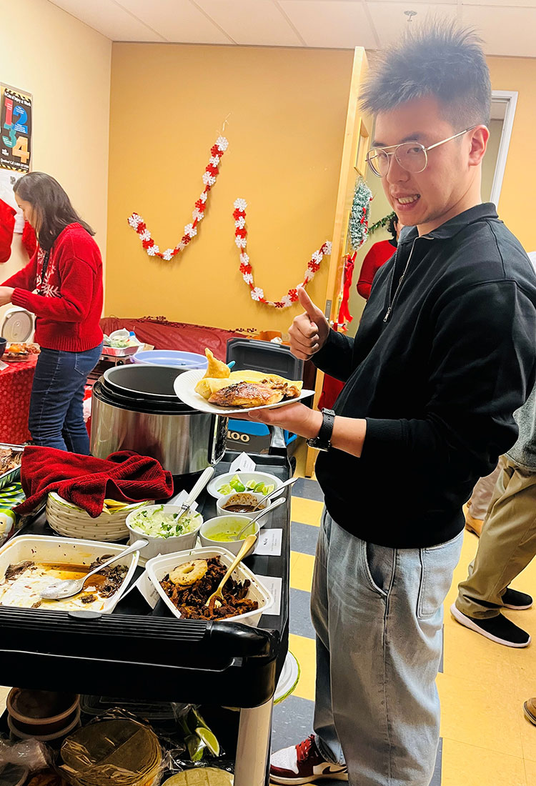 Head Office Potluck - Universal Logistics Universal & YOU Internal Newsletter - January 2026