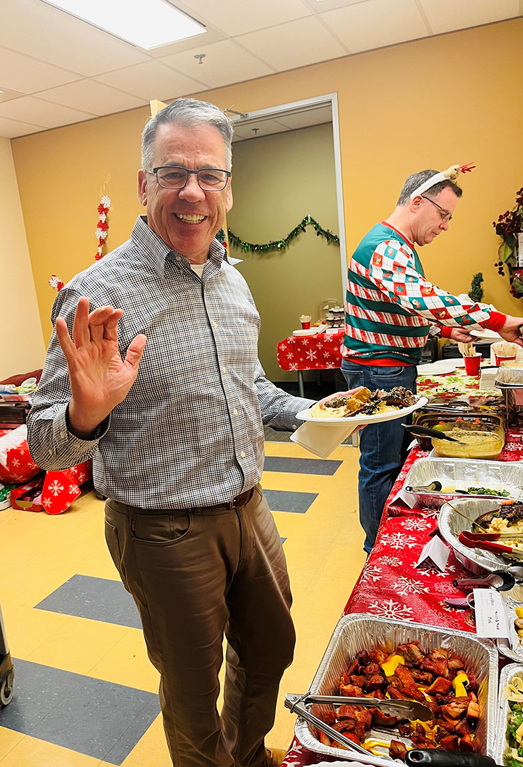 Head Office Potluck - Universal Logistics Universal & YOU Internal Newsletter - January 2026