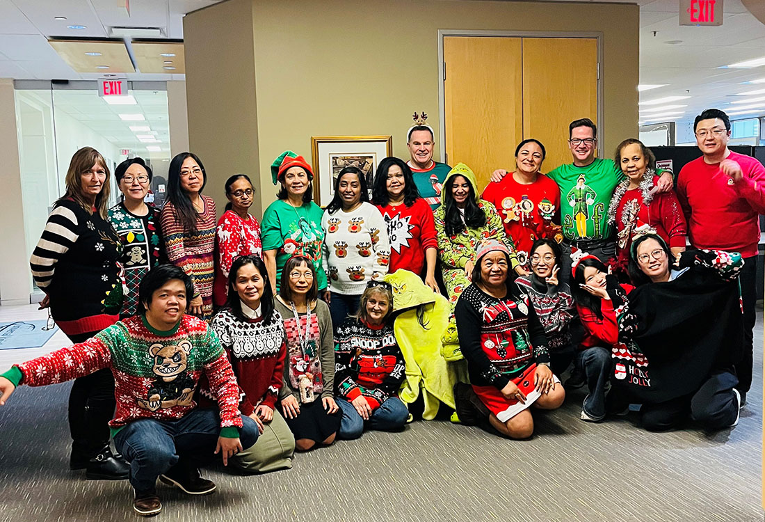 Christmas Wrap-Up - Ugly Christmas Sweater - Universal Logistics Universal & YOU Internal Newsletter - January 2026