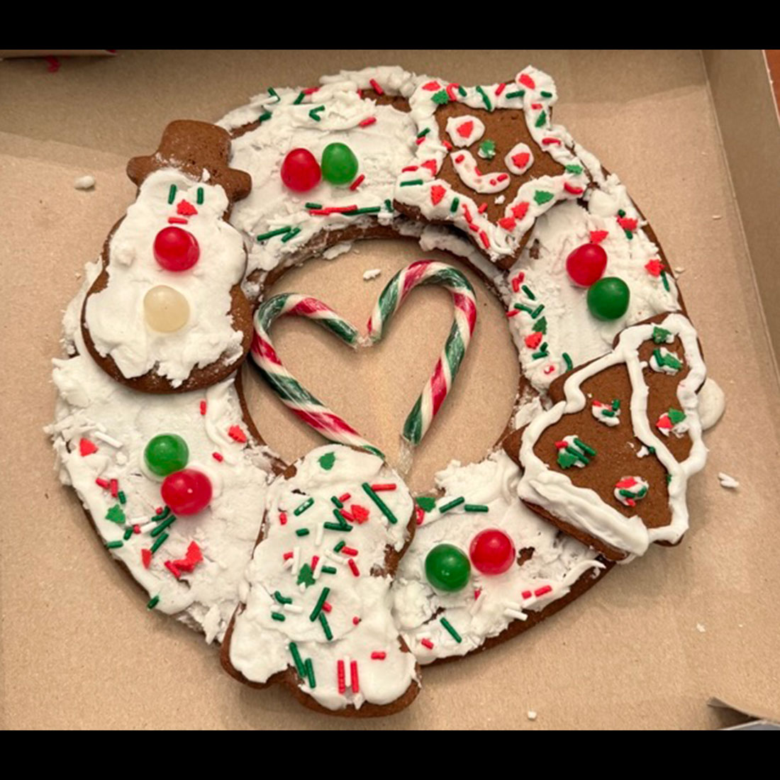 Christmas Wrap-Up - Gingerbread - Universal Logistics Universal & YOU Internal Newsletter - January 2026