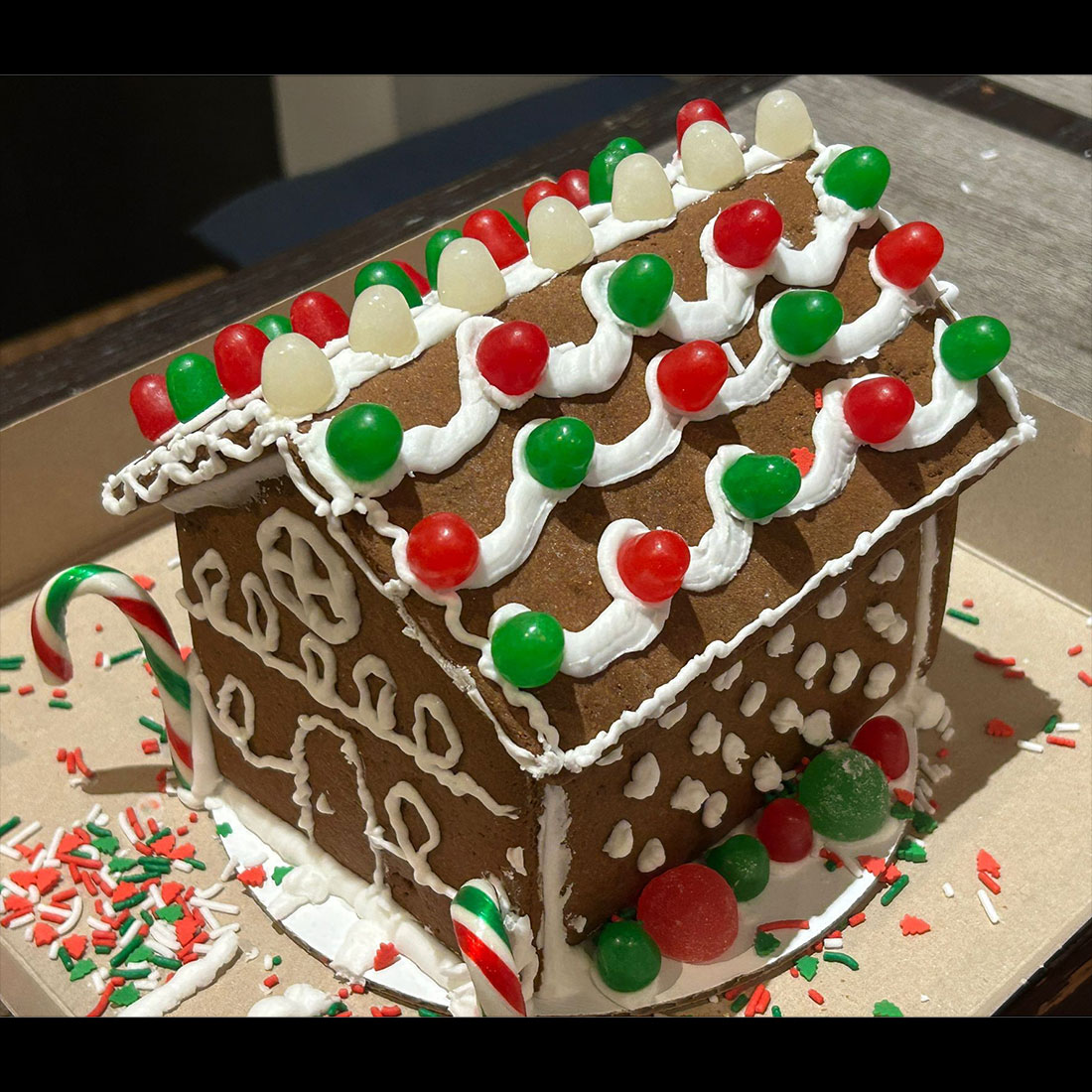 Christmas Wrap-Up - Gingerbread - Universal Logistics Universal & YOU Internal Newsletter - January 2026