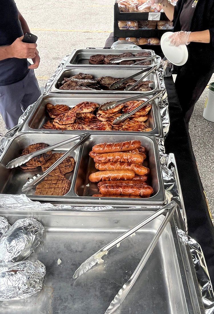 Summerlicious Days at Universal - The Wrap-Up - Universal Logistics Universal & YOU Internal Newsletter - September 2026