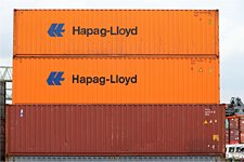Hapag-Lloyd containers