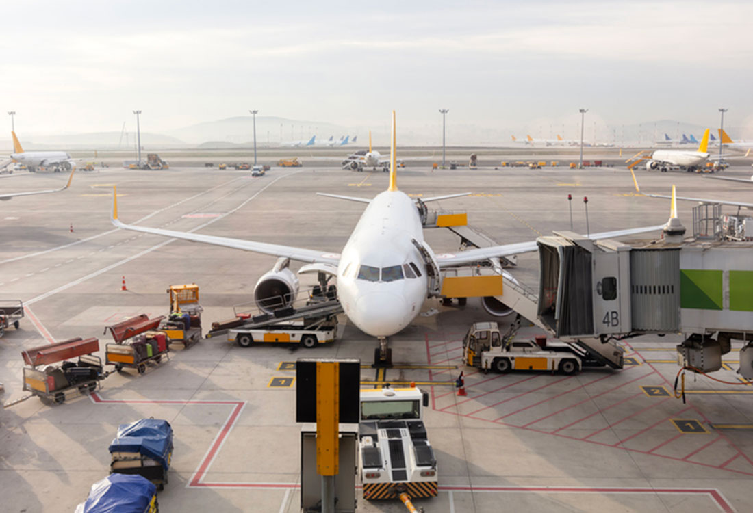 Air Cargo Demand to the U.S. Declines as World Trade Landscape Shifts - Universal Logistics - Route Newsletter: November 2025