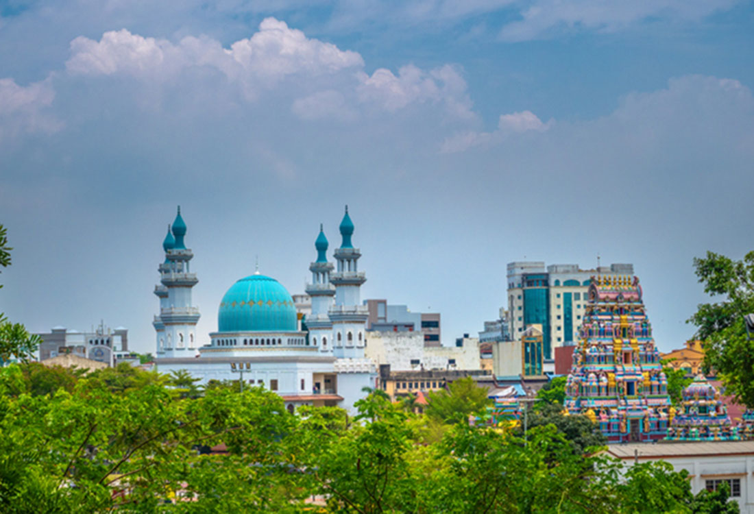 Name the biggest port in Malaysia - Global Spotlight Quiz - Universal Logistics - Route Newsletter: October 2025